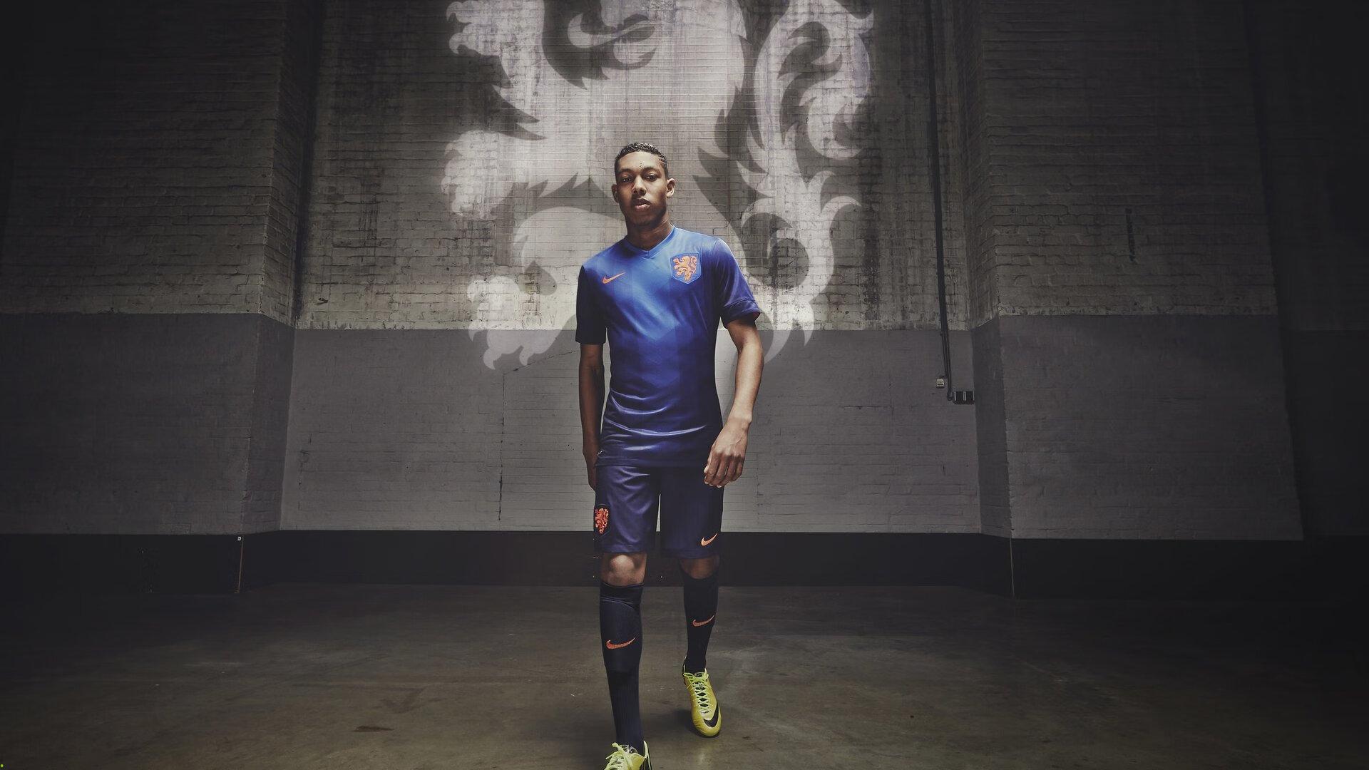 中国女足备战亚洲杯 主帅强调团队精神与战术创新