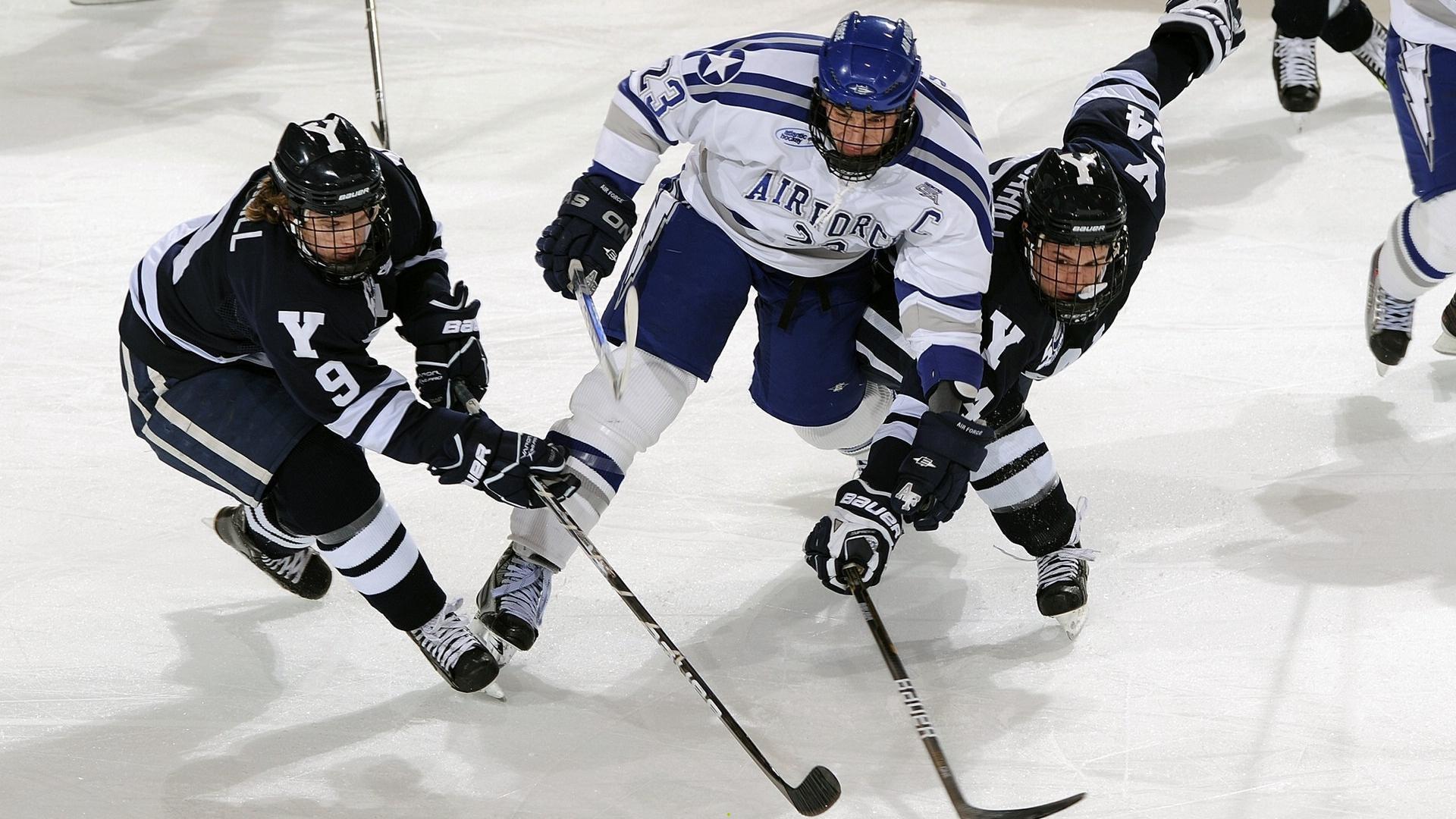 UFC 292上演巅峰对决,斯特林卫冕战引爆波士顿